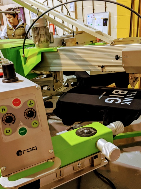 I Dress Myself - screen printing using eco-friendly inks